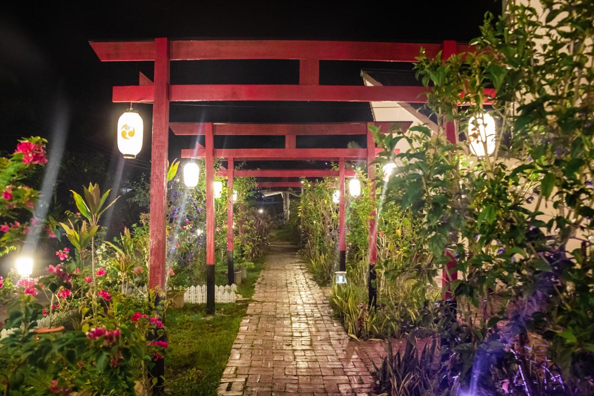 Timba Garden Free Town And Jetty Transport Hotel Семпорна Екстериор снимка